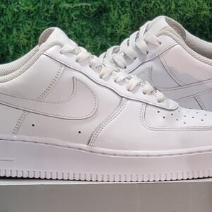 Nike Air Force 1 Low '07 White Mens Size 10 US Sneakers Shoes (CW2288-111)Nike A